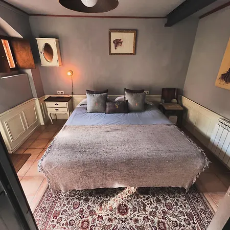 Du Cerf Apartment